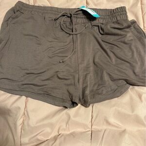 Bobeau Taupe Relaxed Shorts